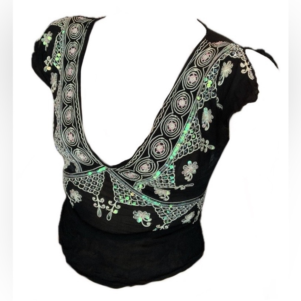 JLO Iridescent Sequin Top, Embroidered Deep V-neck with Shoulder Slits - Picture 2 of 5
